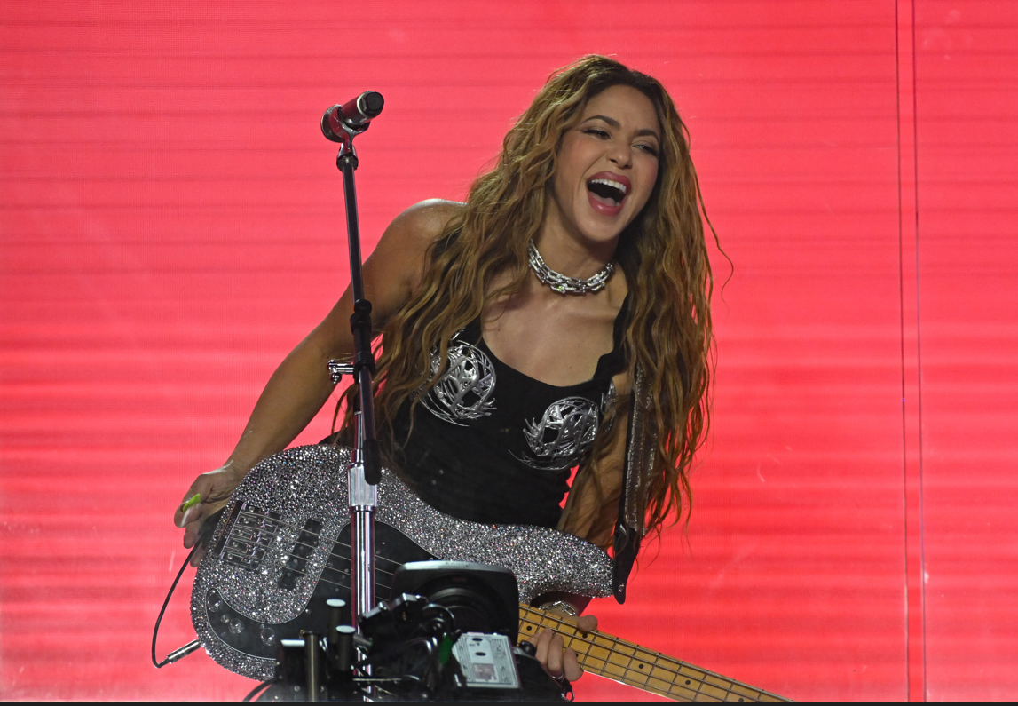 Shakira anuncia su gira “Las Mujeres Ya No Lloran”