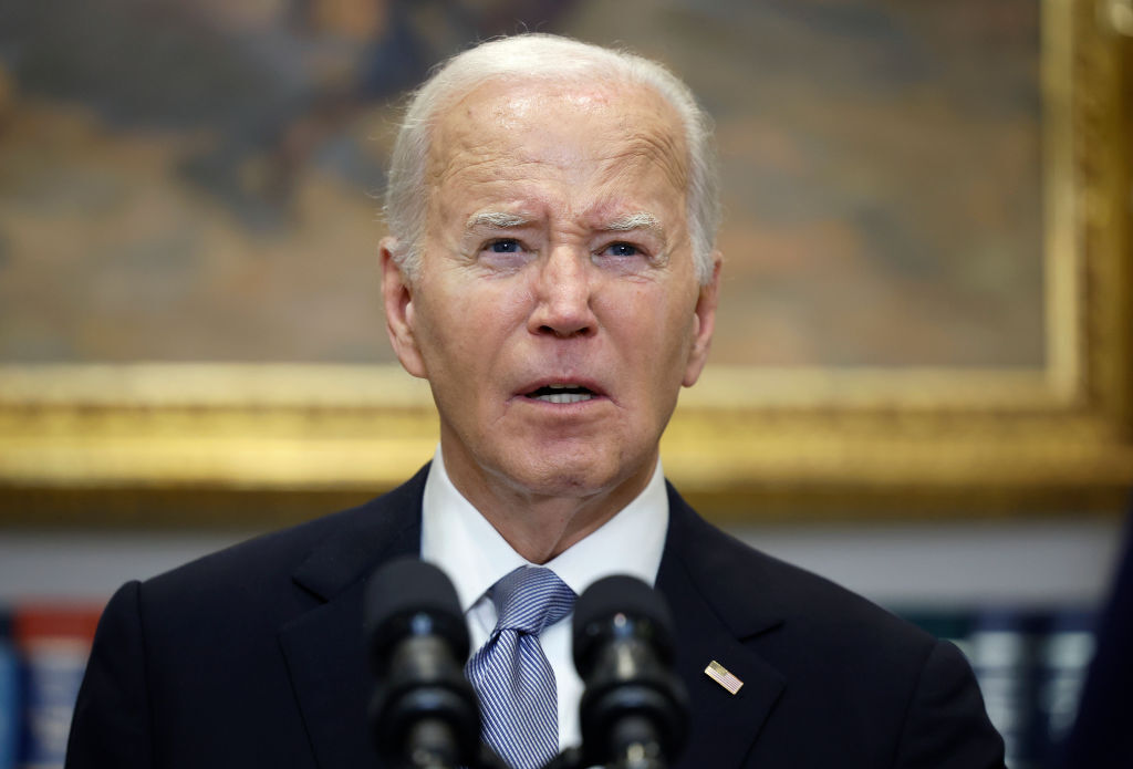 Biden renuncia a candidatura, acciones que lo llevaron a tomar decisión