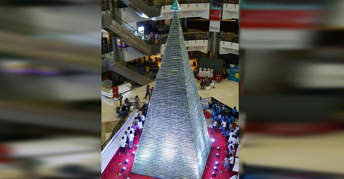 World’s Largest Tower of Cupcakes Created in India World’s Largest Tower of Cupcakes Created in India