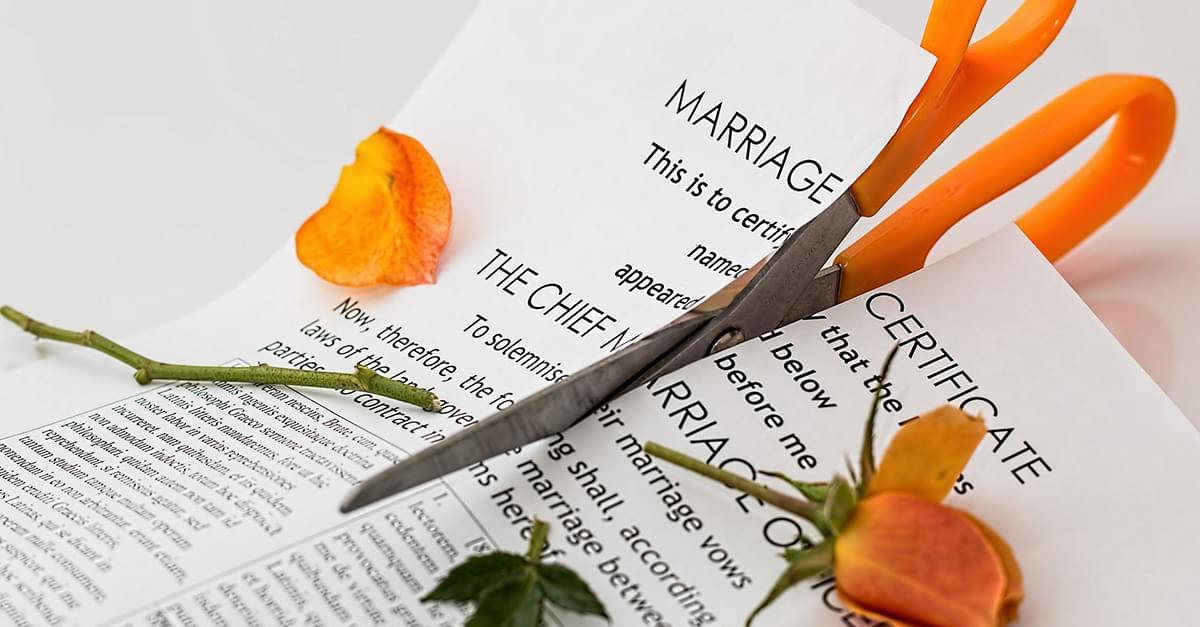 Noticias Insólitas: Te parece una razón para divorciarte?