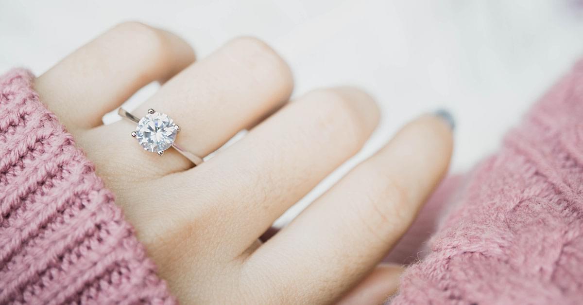 Woman Dreams She Swallowed Her Engagement Ring, She Actually Did