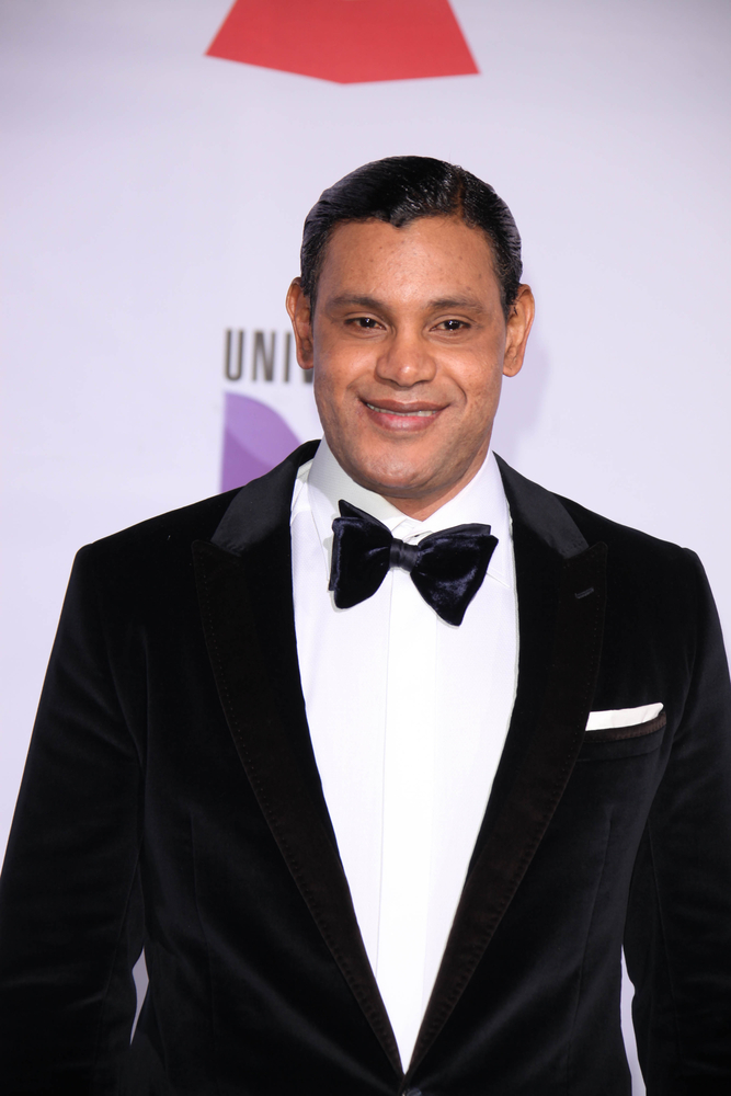 Social Media Reacts to Sammy Sosa’s New Look (Pics)