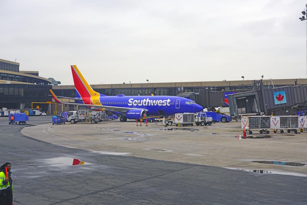 Southwest Airlines Pay $5000 to Passengers After One Dies During a Flight