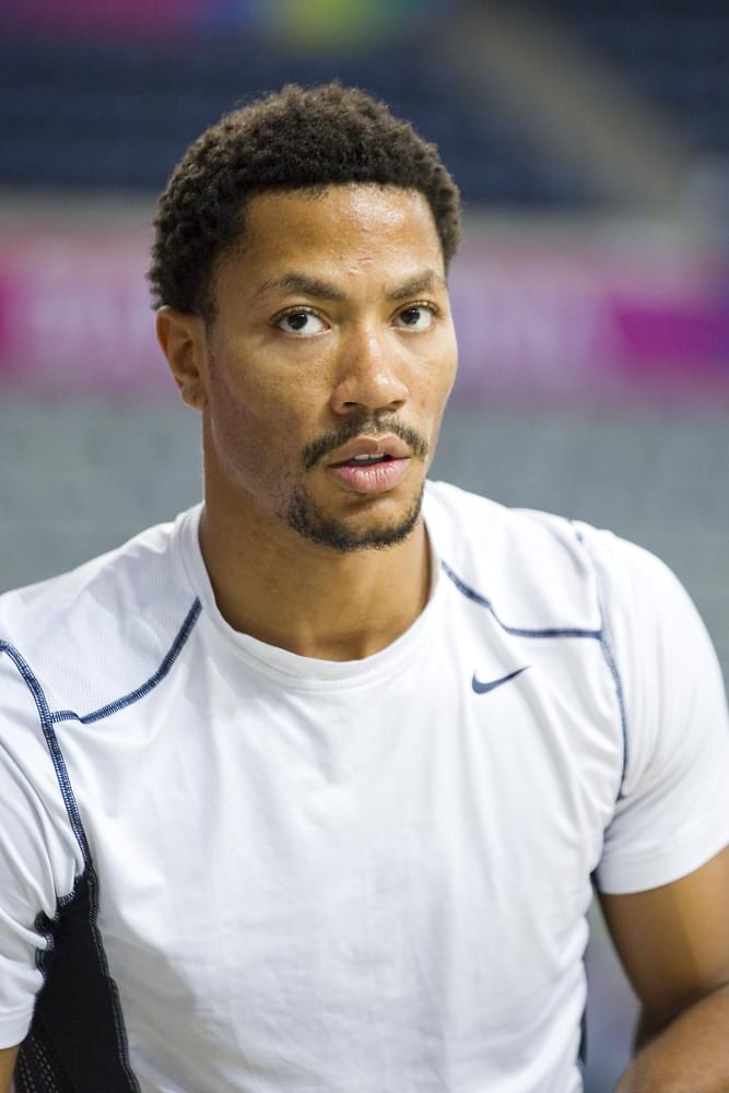 Derrick Rose Announces $400,00 Rose Scholars Tuition Program