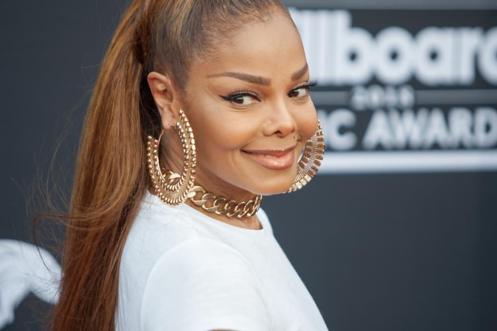 Janet Jackson Opens Up About Her Insecurities in the Latest InStyle Beauty Issue [Photo]