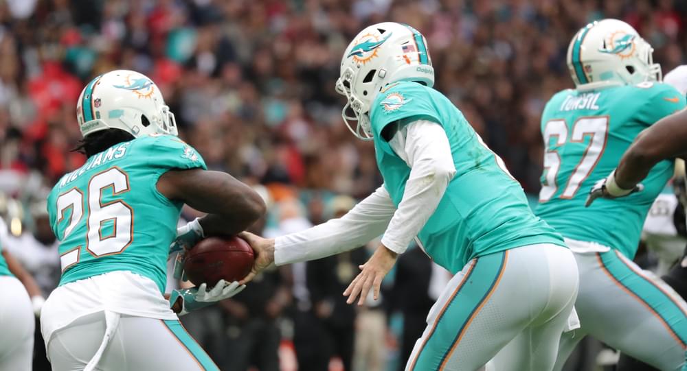 Kenny Stills and Albert Wilson of the Miami Dolphins Take a Knee for First NFL Game of the Season