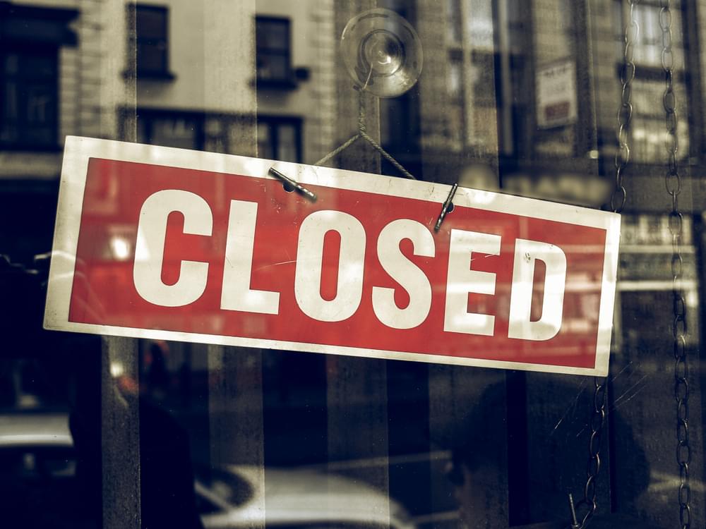 Gov. Cooper Announces Restaurants Will Close, Drive-Thru Still Opens