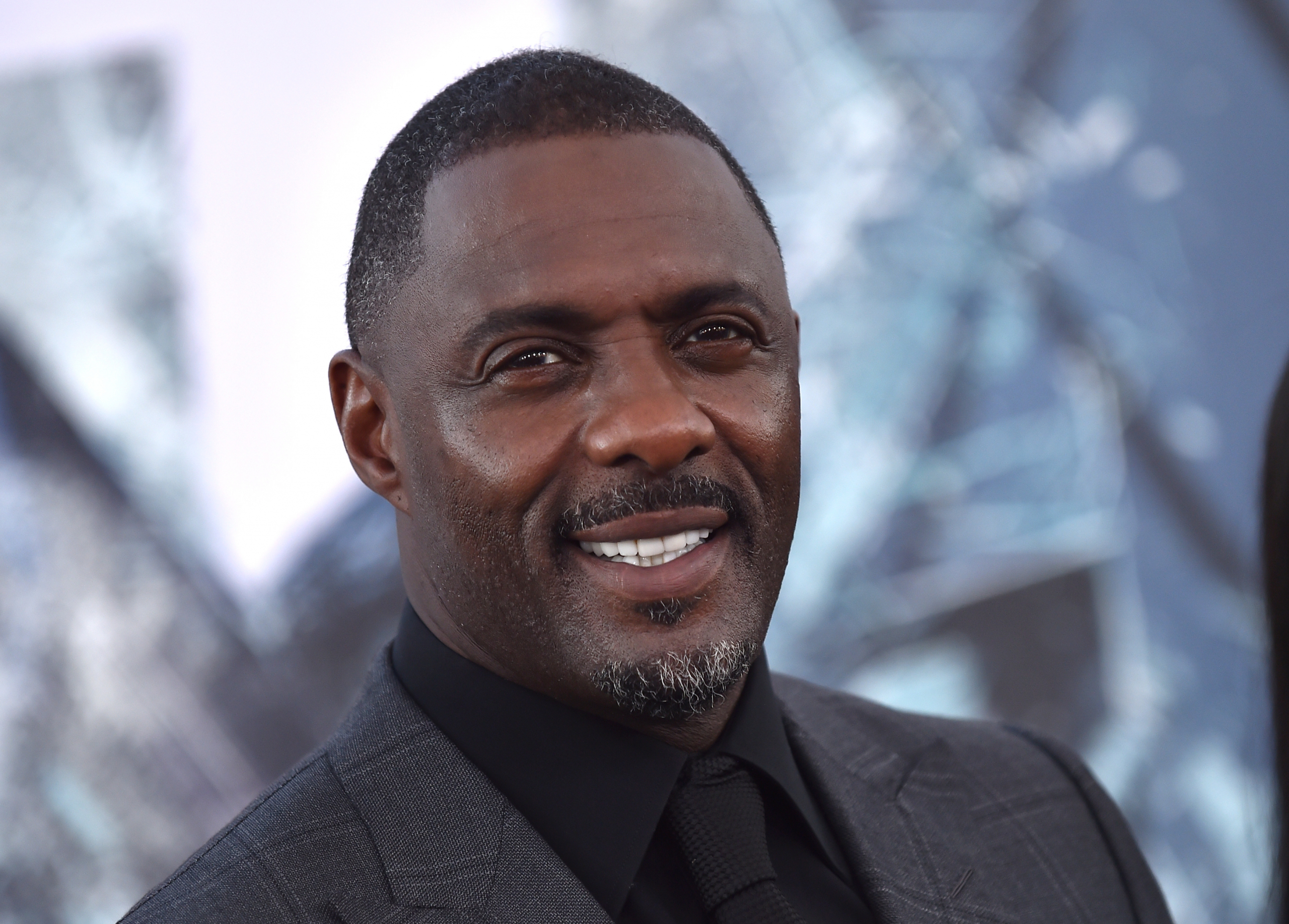 Idris Elba Afraid To Take Role Of James Bond Out Of Fear!