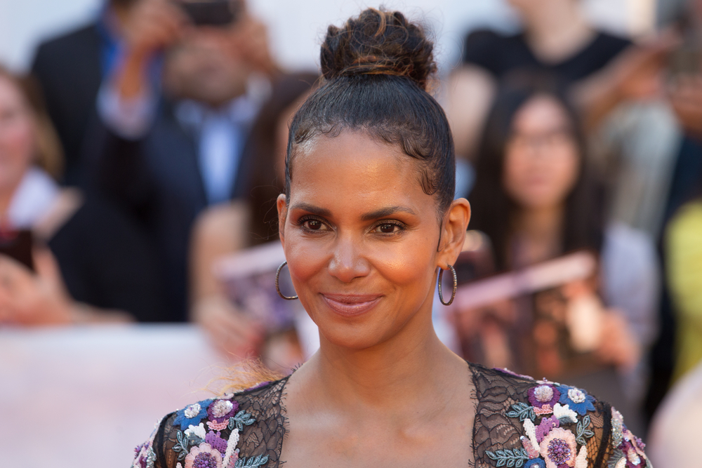 Halle Berry & H.E.R. talk Power and Perseverance of ‘Automatic Woman’ From Netflix’s ‘Bruised’
