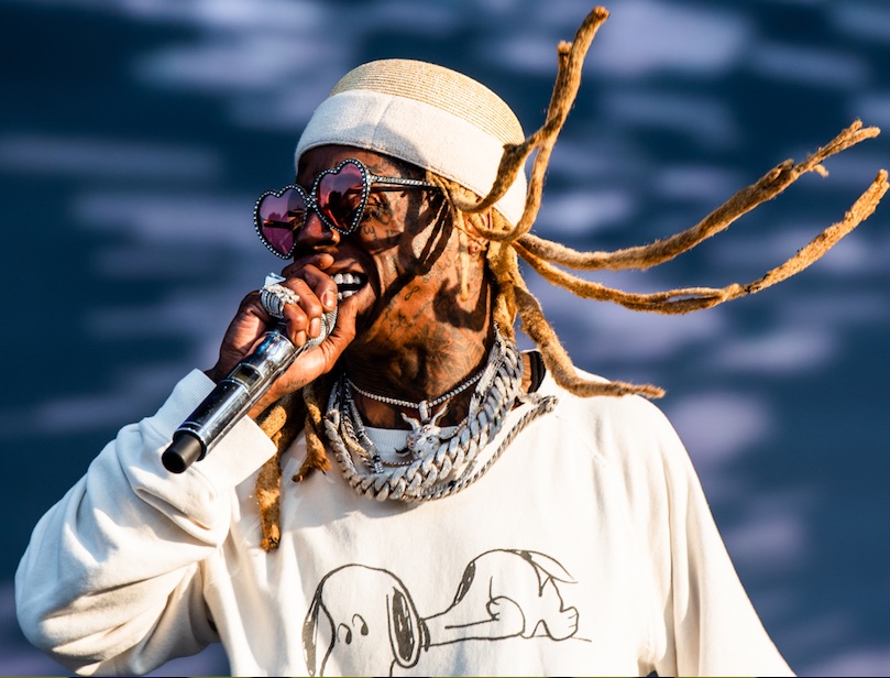 Lil Wayne Under Investigation For Pulling Out An AR-15 On His Own Security!