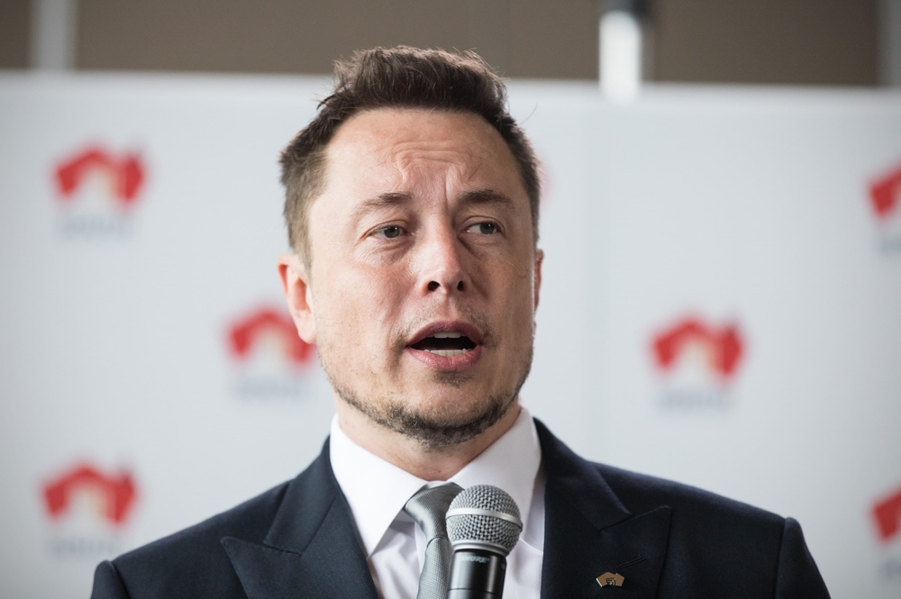 Elon Musk’s Neuralink may start implanting brain chips in humans in  2022