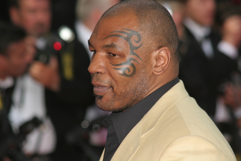 Mike Tyson punches man repeatedly in the face after man wouldn’t stop ‘annoying’ him [VIDEO]