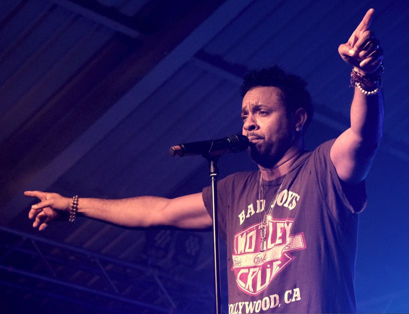 Jamaican Reggae Artist Shaggy talks tour, new music & more!