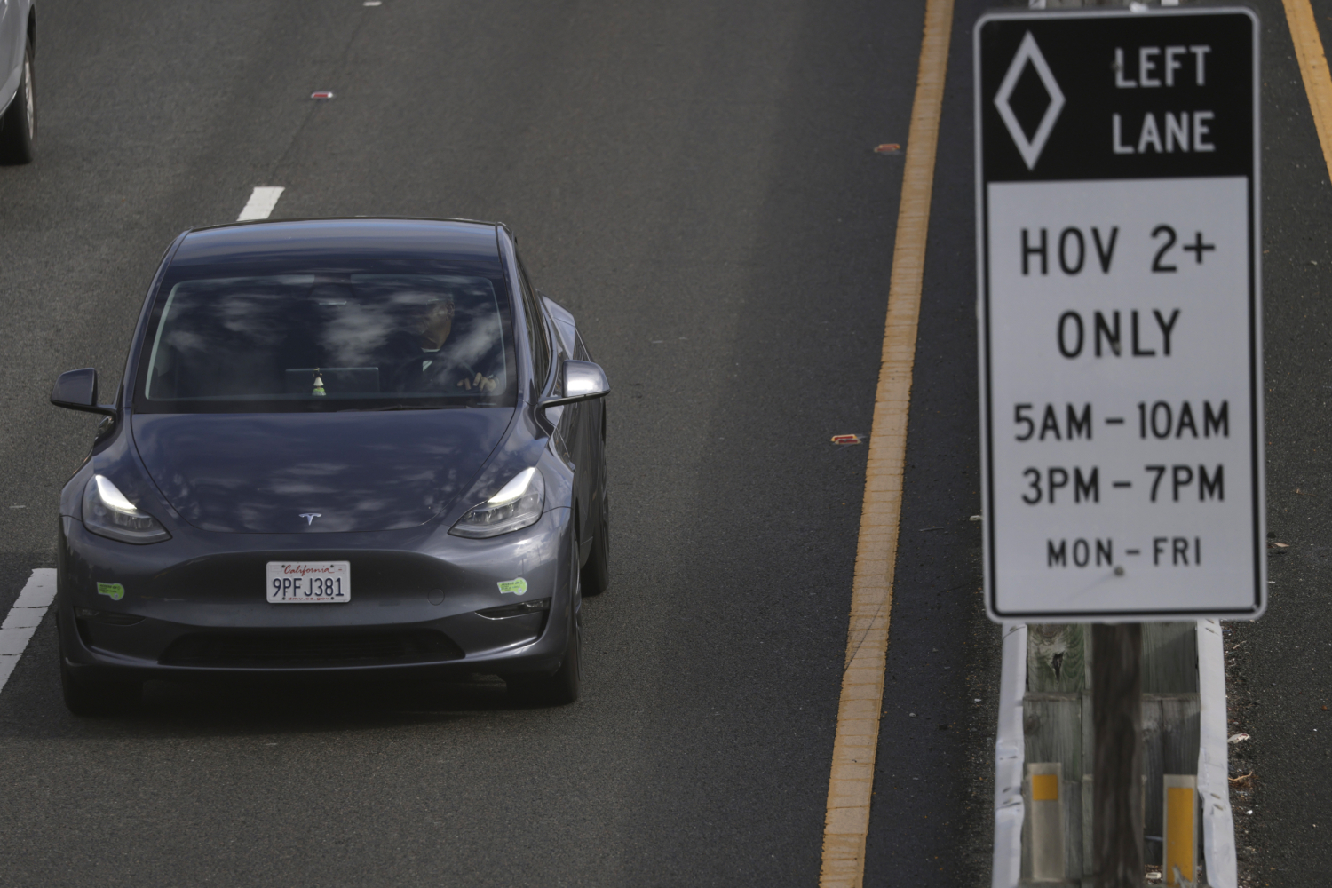 Duke University study finds EVs quickly overcome their energy-intensive build to be cleaner than gas cars