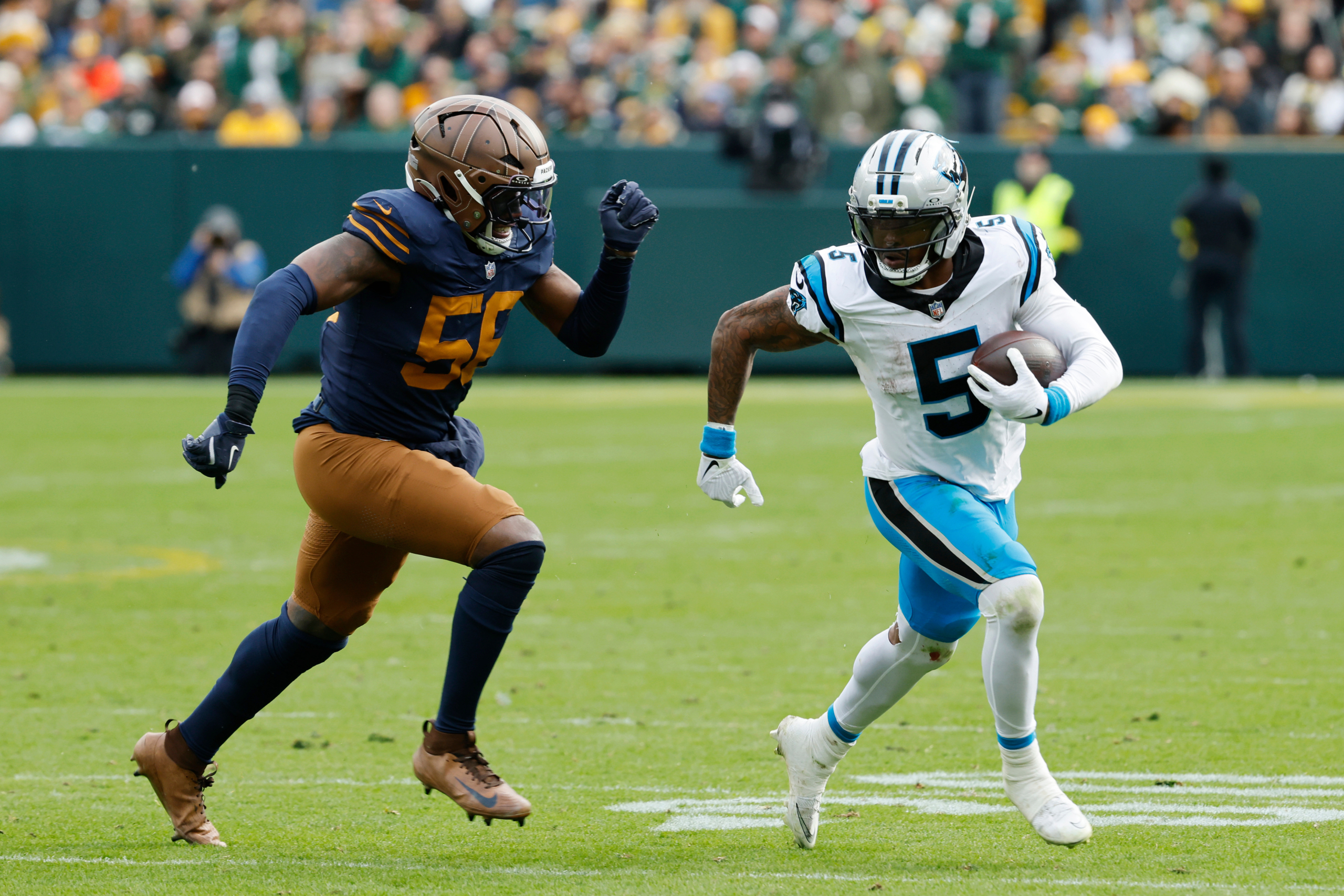 Rico Dowdle’s big day and Ryan Fitzgerald’s big kick give Panthers 16-13 win over Packers