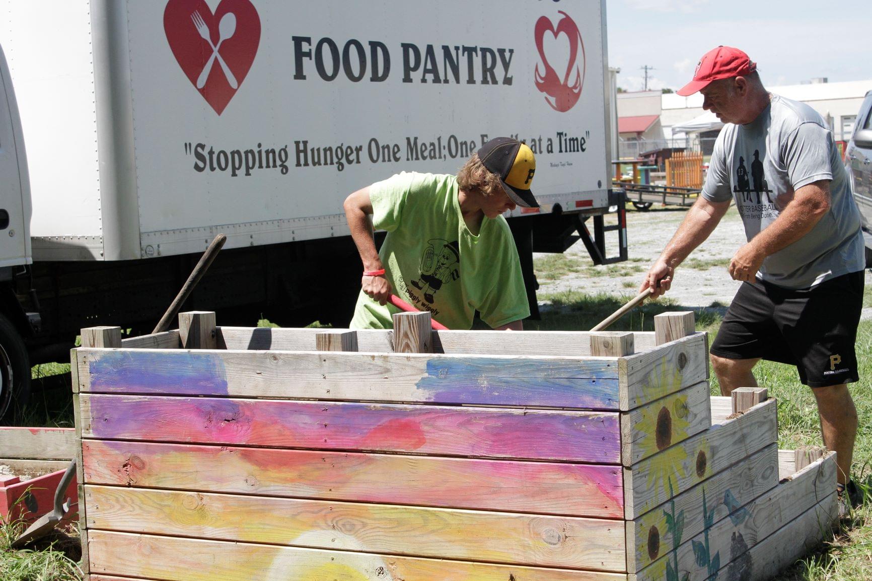 Potters Baseball Lends A Helping Hand (PHOTO GALLERY)