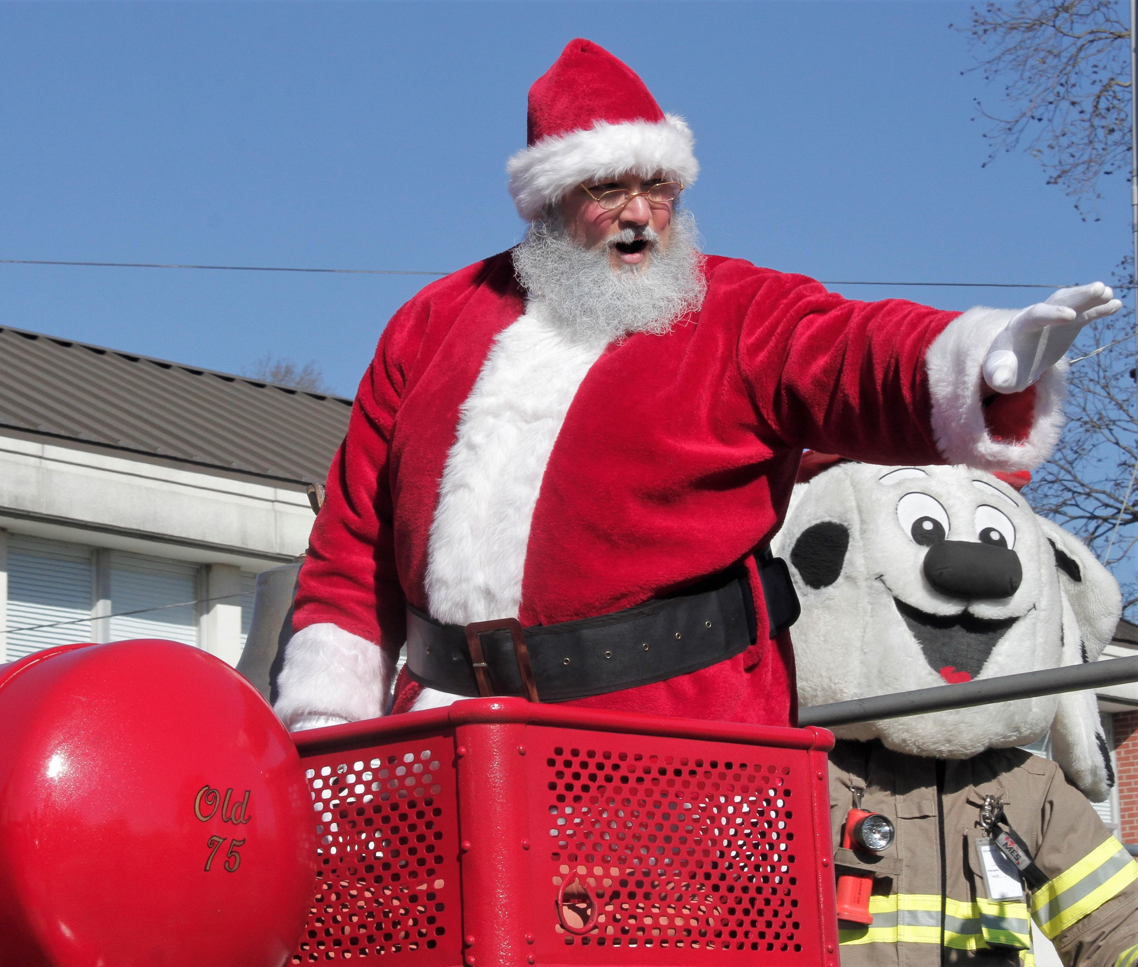 Wayne County’s Weekend Of Christmas Parades & Activities