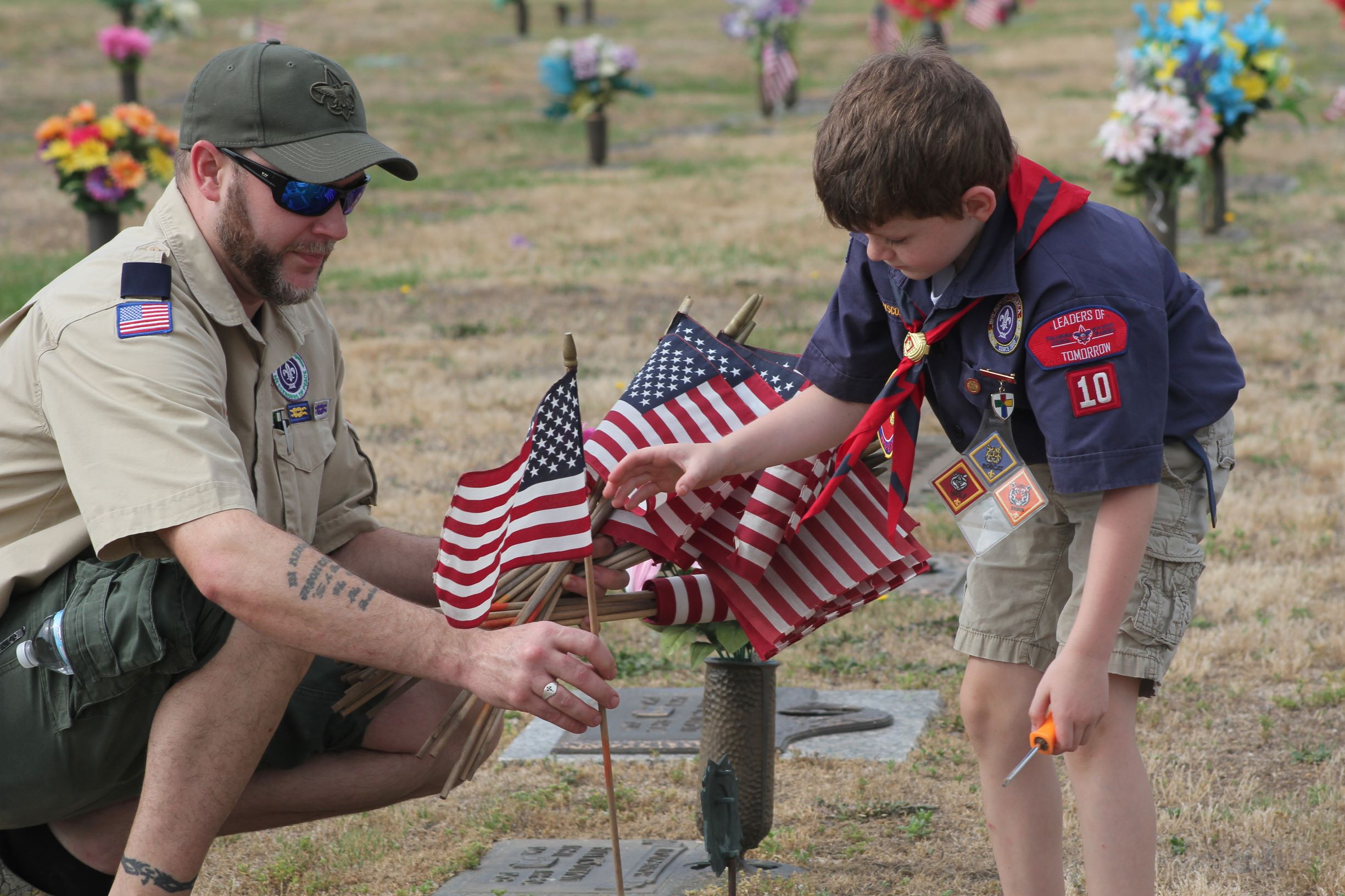 Groups Head To Wayne County Cemeteries For “Flags In” Operation (PHOTO GALLERY)