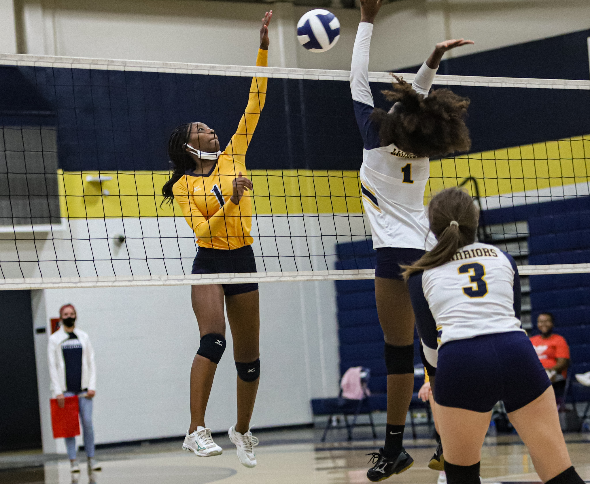 Volleyball: Goldsboro Wins Regular-Season Finale Against Eastern Wayne (PHOTO GALLERY)