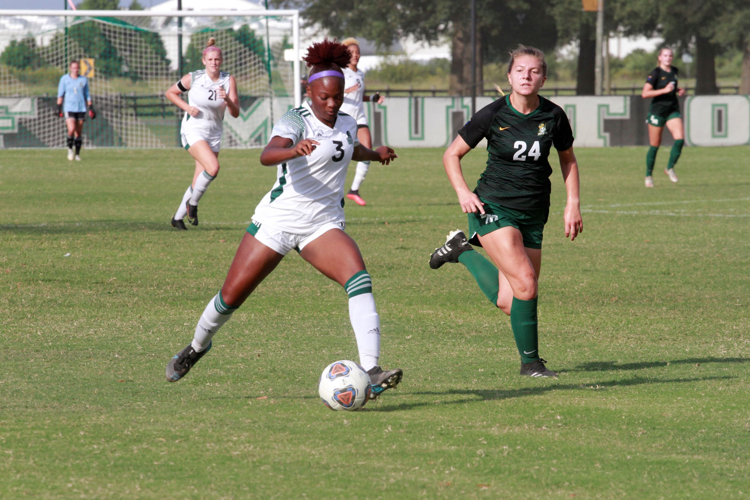 Women’s Soccer: Lees-McRae Vs. UMO (PHOTO GALLERY)