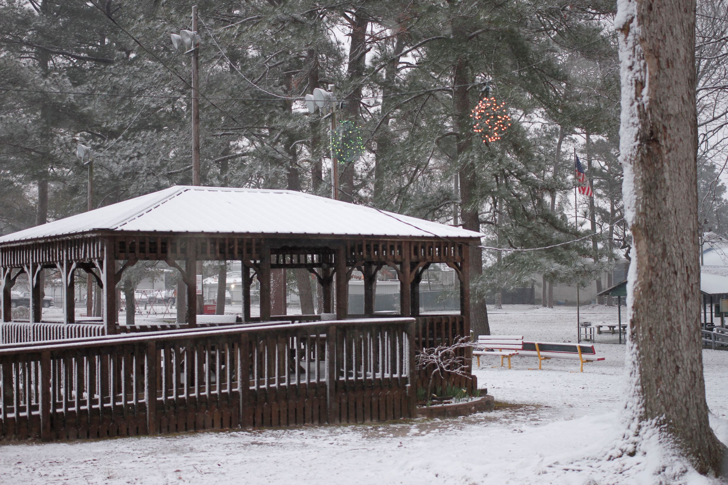 Another Snowy Saturday Morning In Wayne County (PHOTO GALLERY)