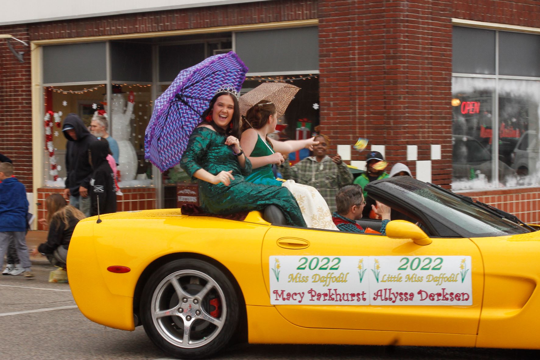 Fremont Christmas Parade (Photo Gallery)