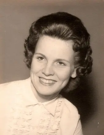 Doris Summerlin Benites