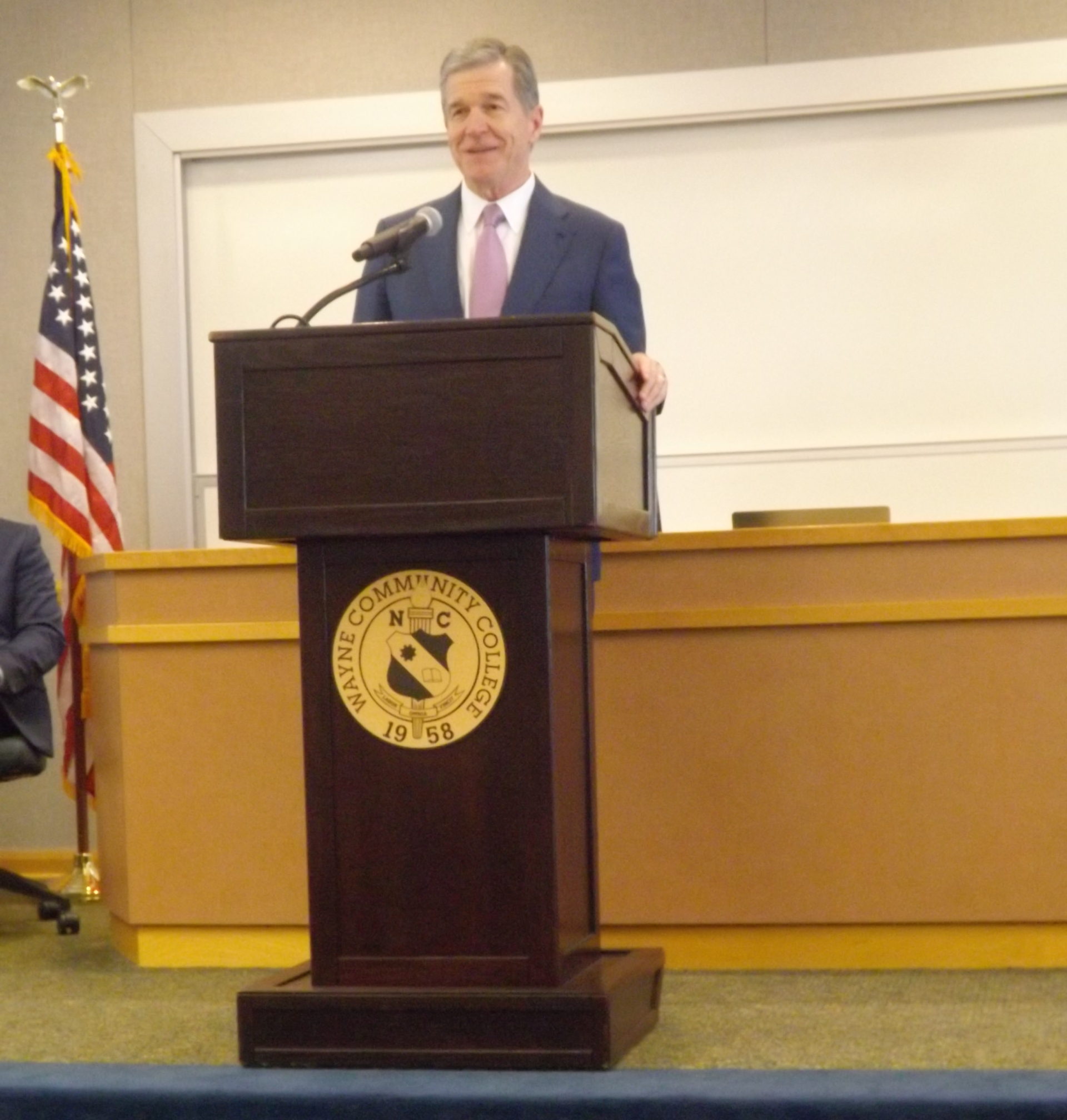 Governor Cooper Visits WCC to Announce SEED Program