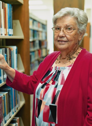 UMO Librarian to End Career After More Than Five Decades