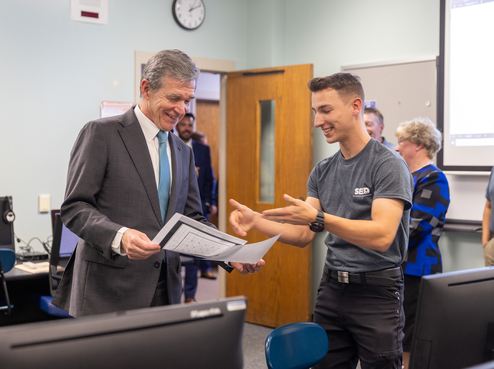 Governor Cooper Pays Visit to Wayne Community College