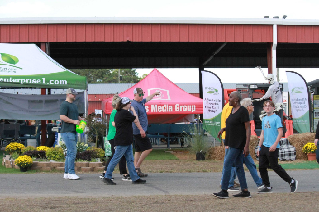 Wayne Regional Fair Day 9 and 10 Wayne Regional Fair Day 9 and 10