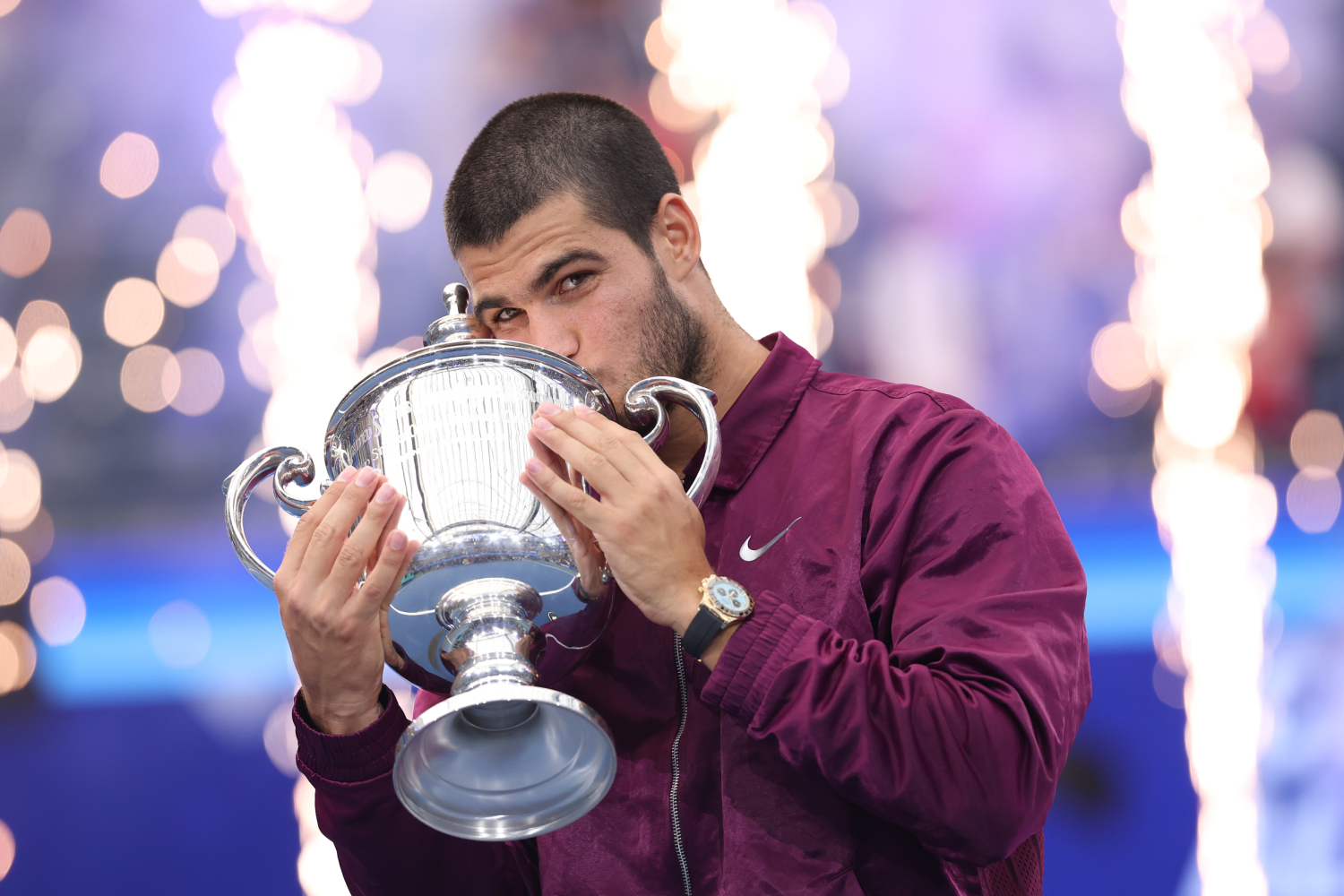 Carlos Alcaraz beats rival Jannik Sinner at the U.S. Open for a 6th Slam title and the No. 1 ranking