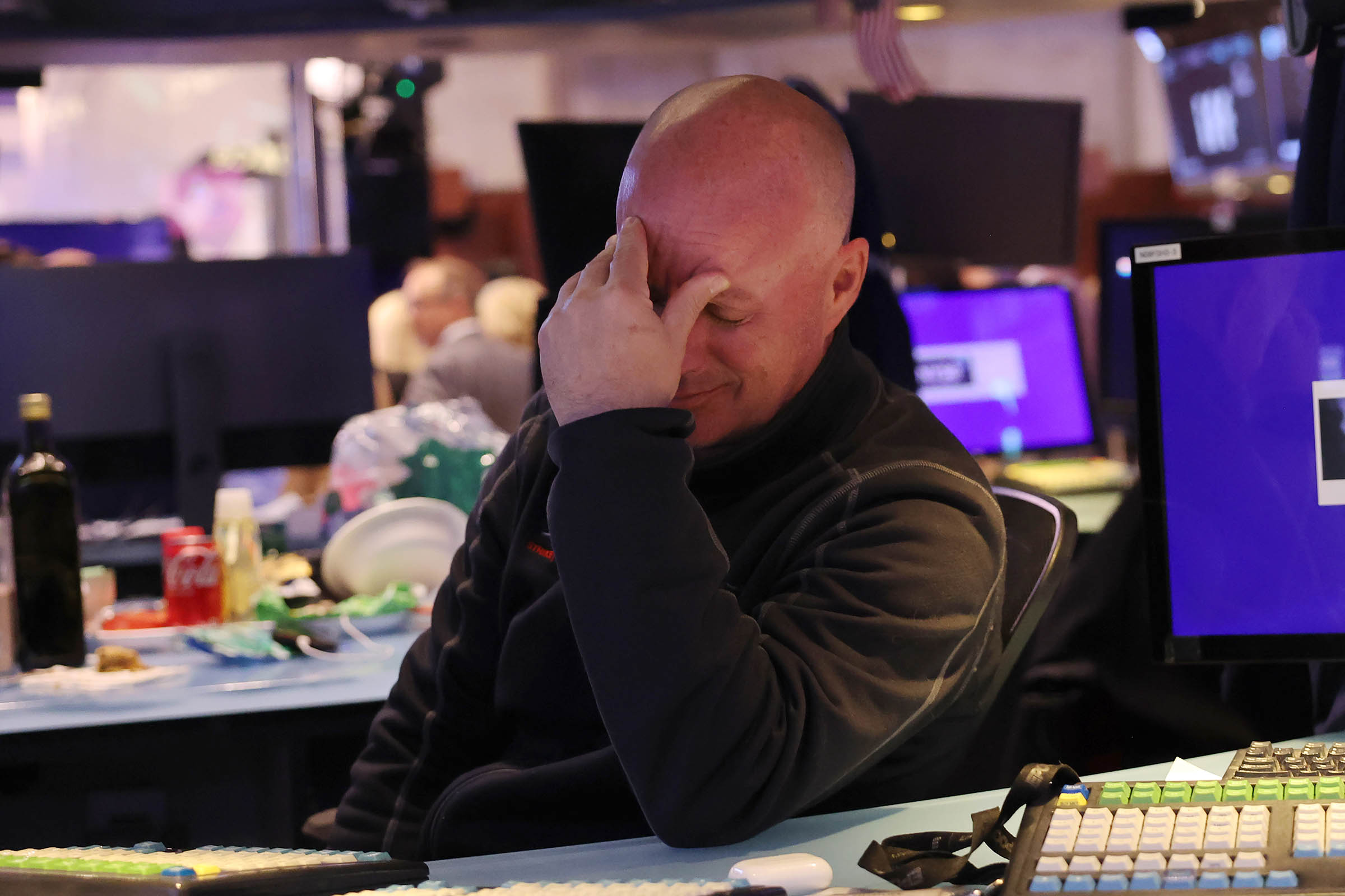 Stock market today: Wall Street rebounds after Hong Kong stocks fall to worst day since 2008