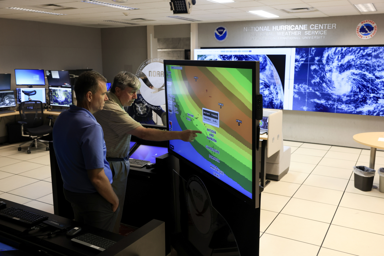 Hurricane Erin’s massive waves threaten to isolate North Carolina’s Outer Banks