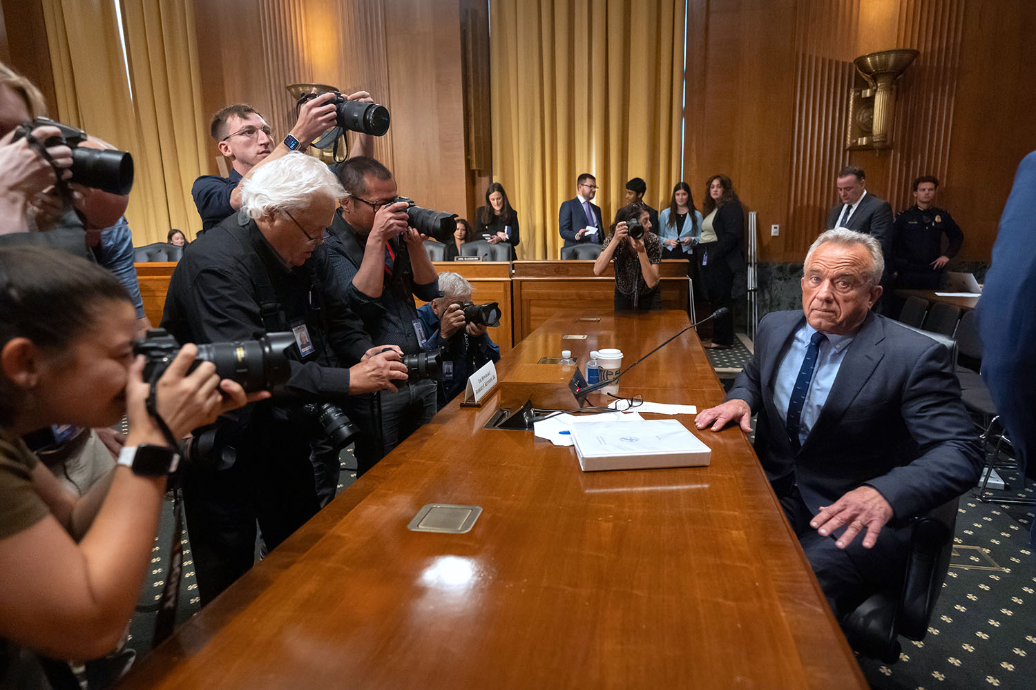 RFK. Jr’s family members say he is a ‘threat’ to Americans’ health and call for his resignation