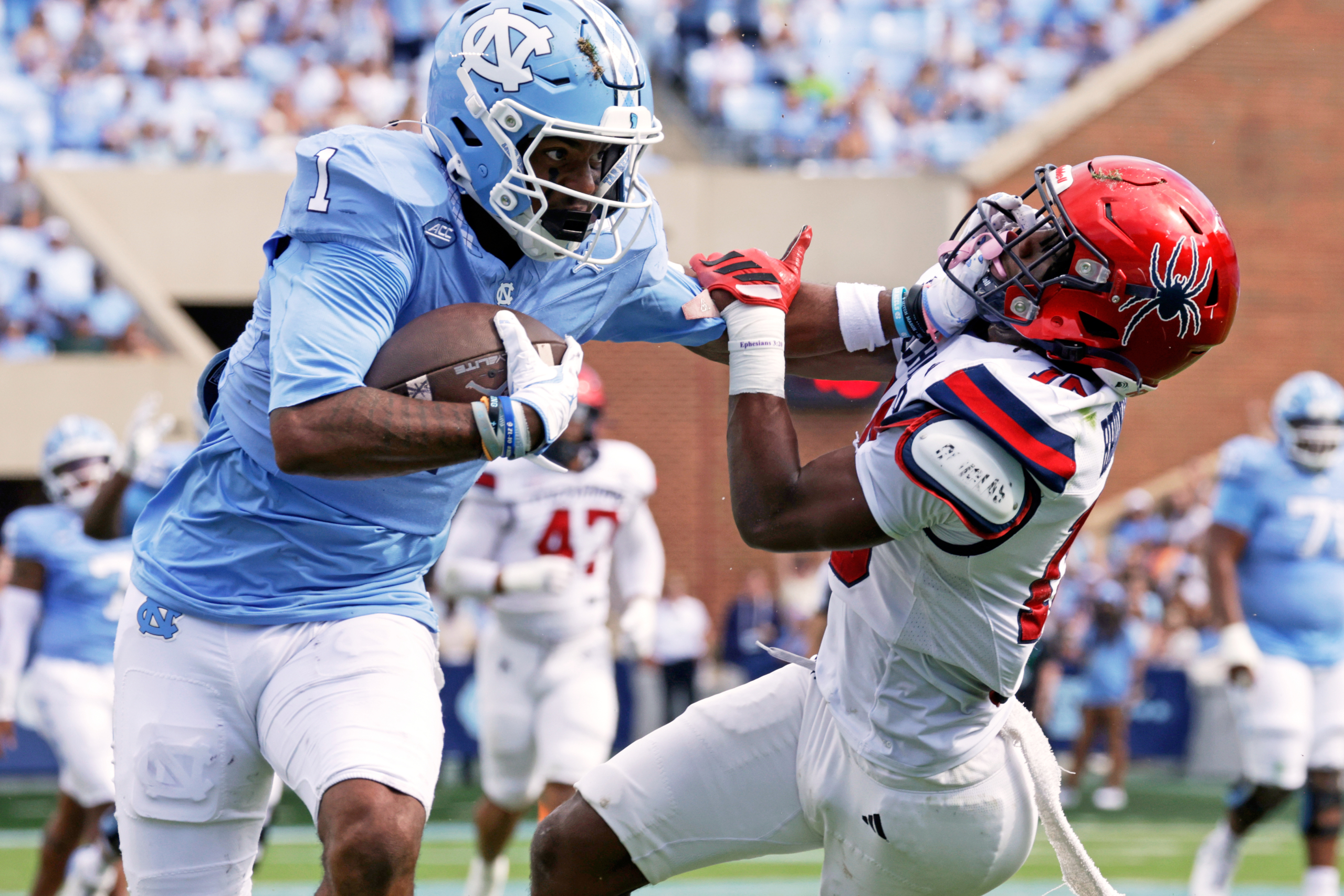 Gio Lopez accounts for 3TDs as North Carolina dominates Richmond for Belichick’s first home win