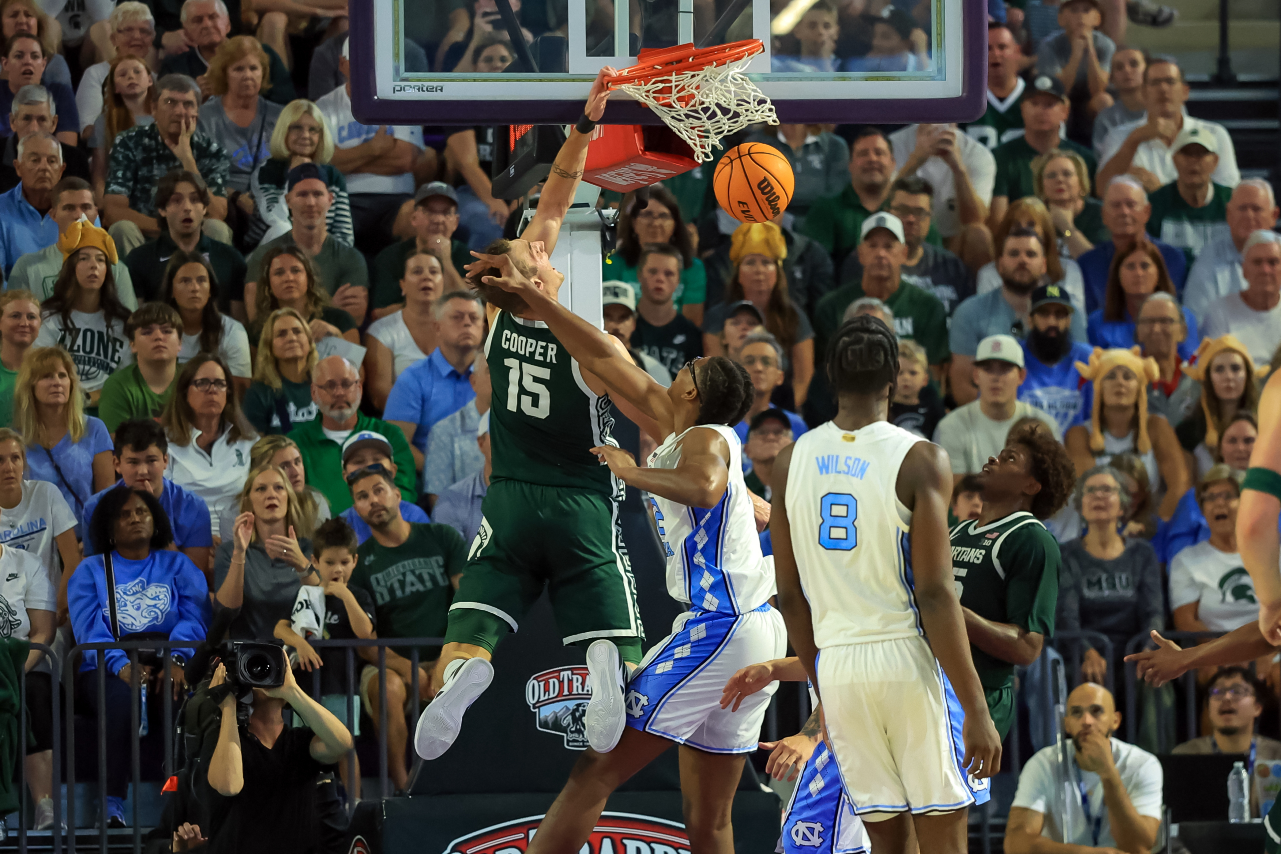 Jeremy Fears Jr. leads No. 11 Michigan State to victory over No. 16 North Carolina with 19 points