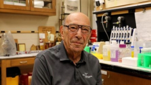 Longtime Poultry Geneticist Paul Siegel Receives National Lifetime Research Award