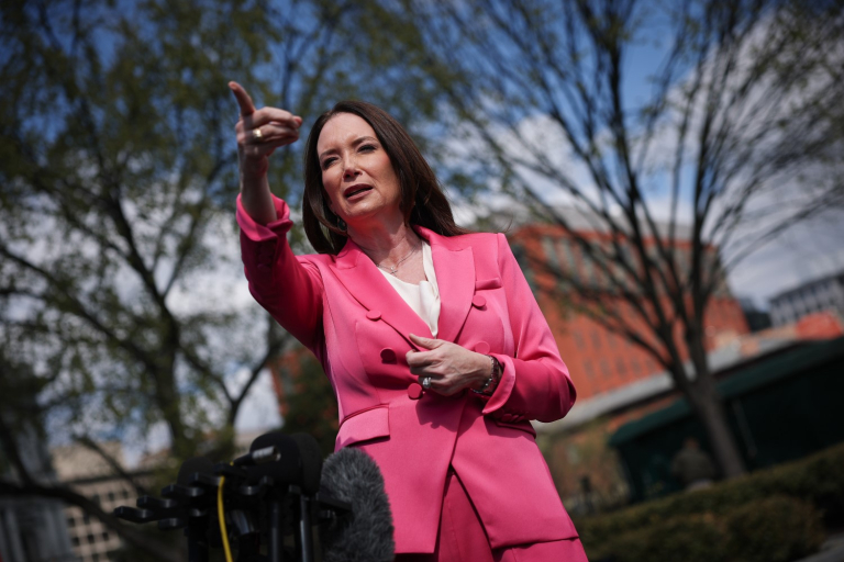 Rollins Applauds Voluntary Removal of Artificial Dyes from Ice Cream