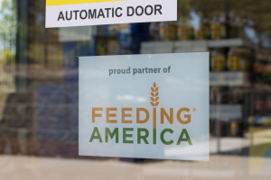 Help Feeding America Serve the Hungry During the Holiday Season