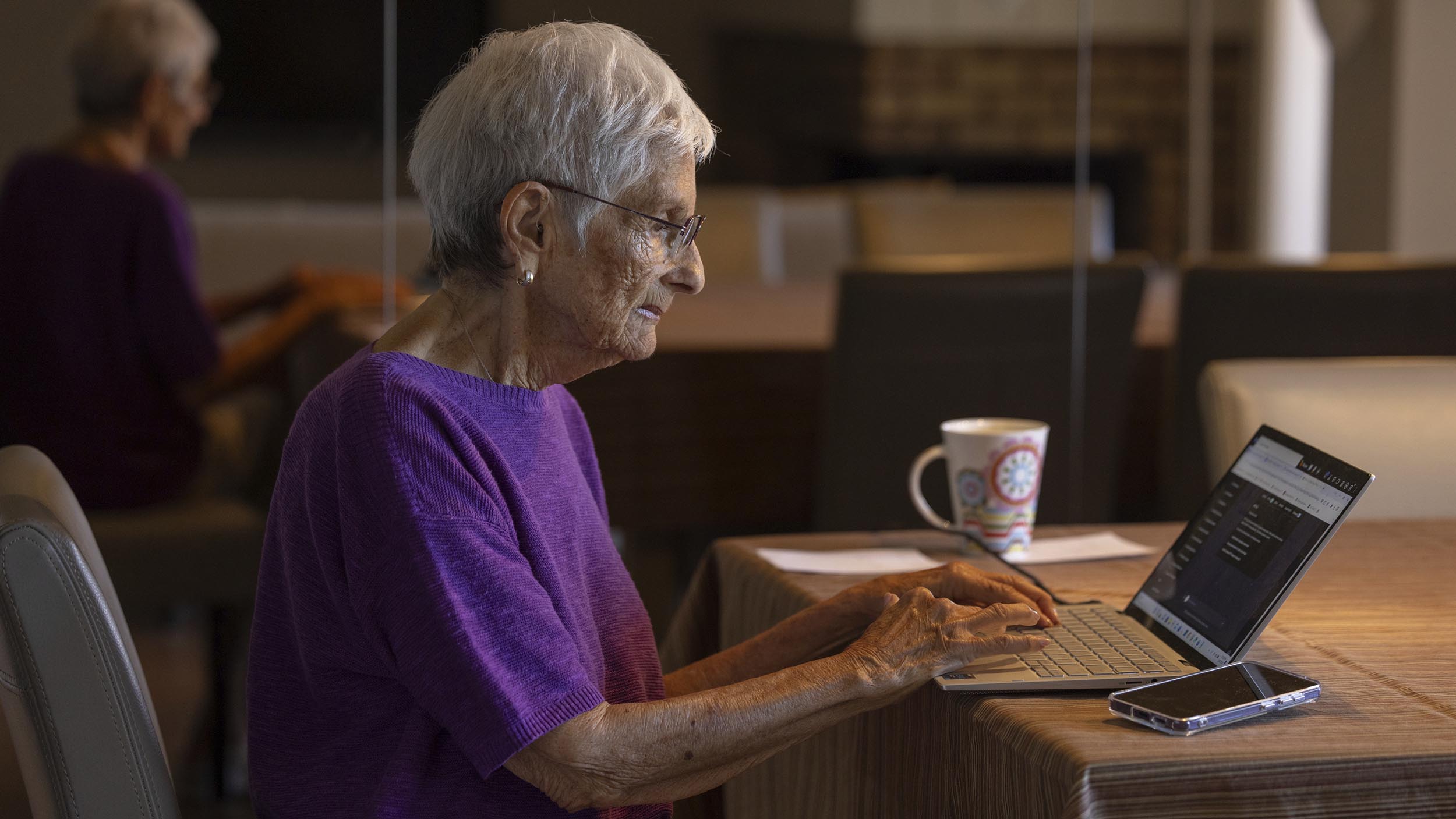 Older Americans prepare themselves for a world altered by artificial intelligence