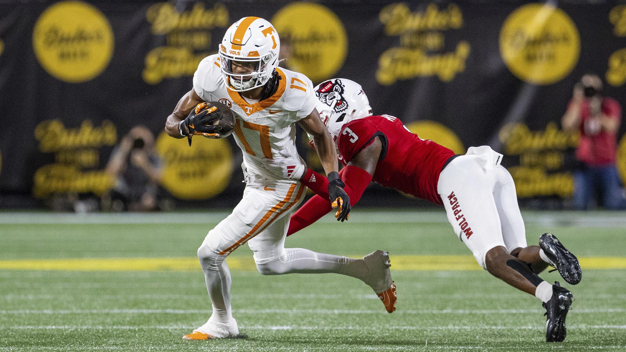 Nico Iamaleava combines for 276 yards and 3 TDs as No. 14 Tennessee routs No. 24 NC State 51-10