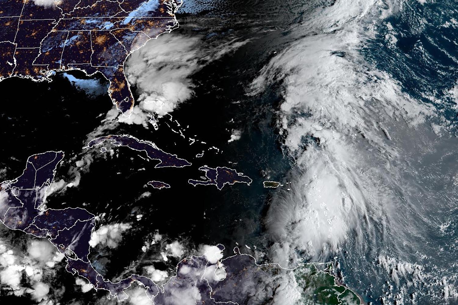 High tides raise flood risk in Carolinas as tropical storms churn in Atlantic and Pacific