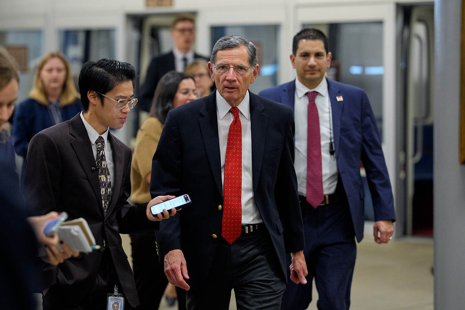 Senate approves bill to end the shutdown, sending it to the House