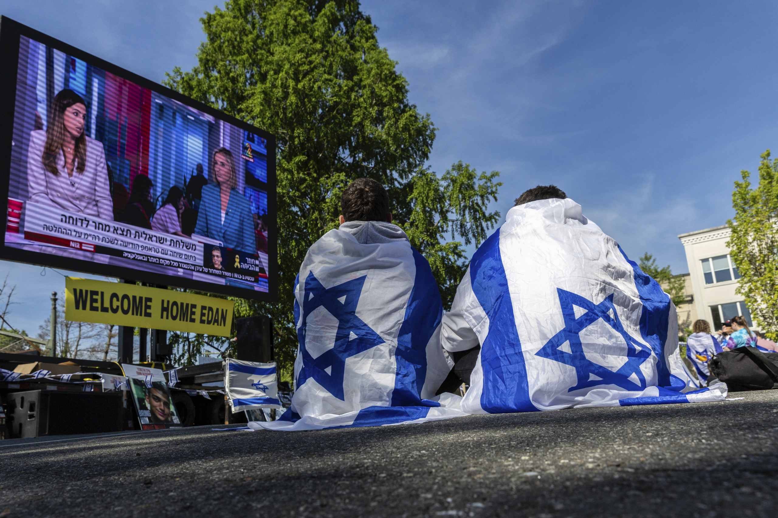 Hamas says it released American-Israeli hostage in goodwill gesture toward Trump administration