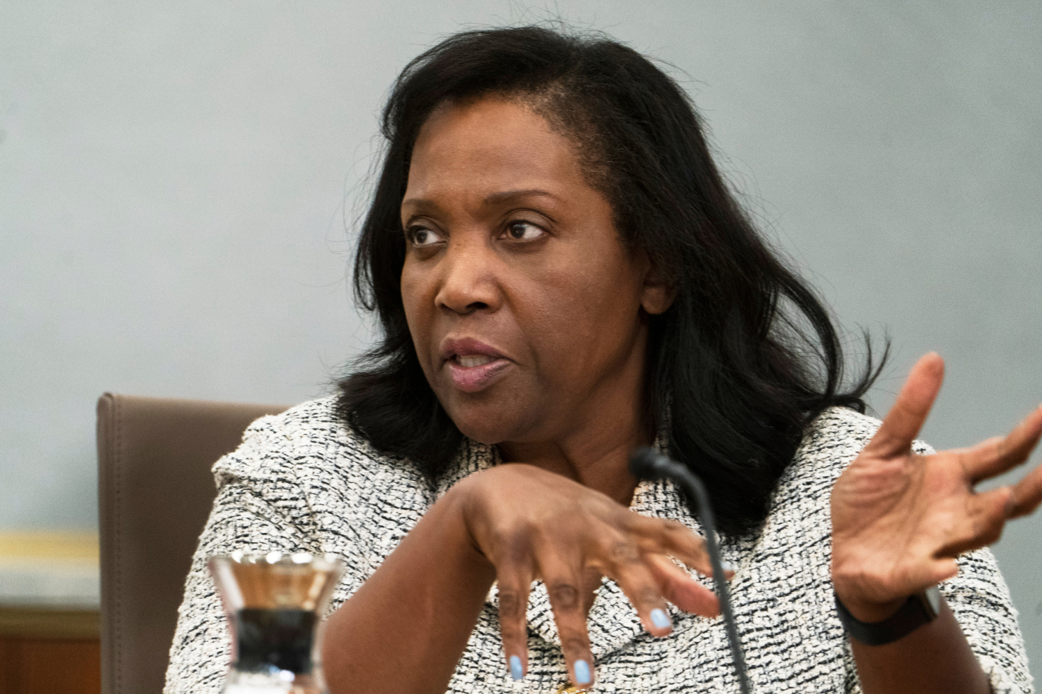 Trump calls on Federal Reserve official to resign after official accuses her of mortgage fraud