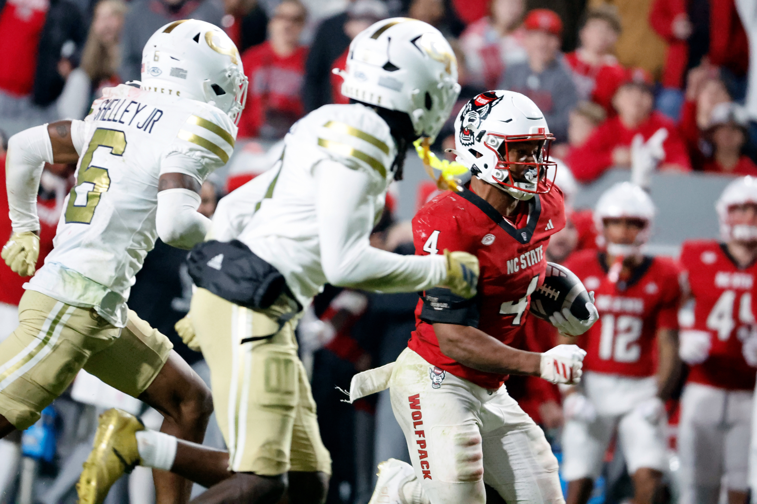 Scott, Bailey power NC State to 48-36 upset of No. 8 Georgia Tech for Yellow Jackets’ 1st loss