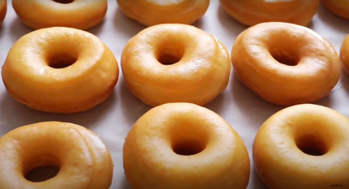 Krispy Kreme to Give Out Free Donuts for 2020 Graduates