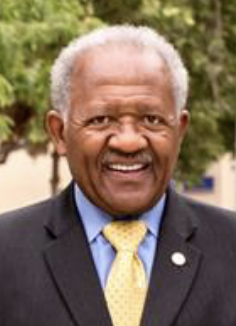 CSUB President Horace Mitchell announces he will retire at end of school year