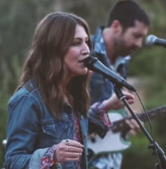 Bakersfield’s own Celeigh Chapman sings some cuts from her new country album “The Winner”